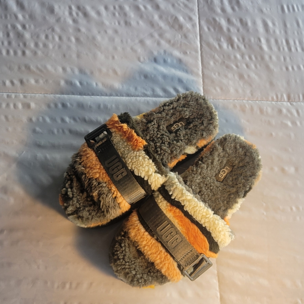 UGG Fluffy Striped Slippers